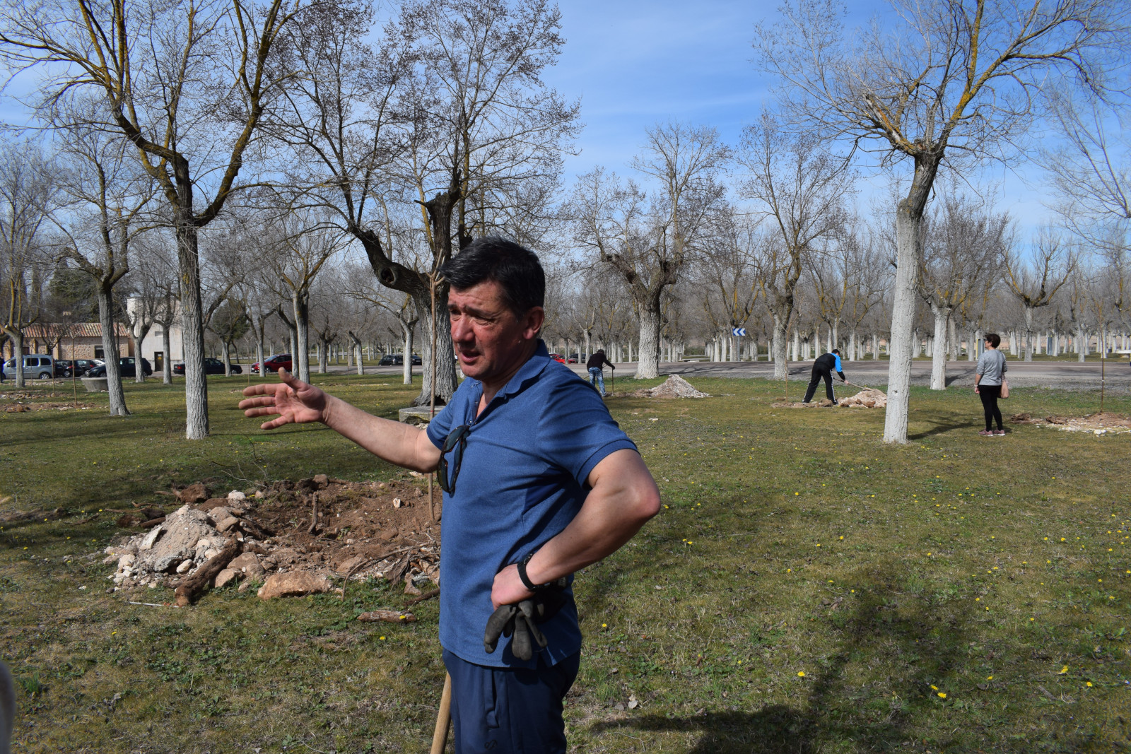 Manuel Vicente López de la Nieta duranta la reforestación