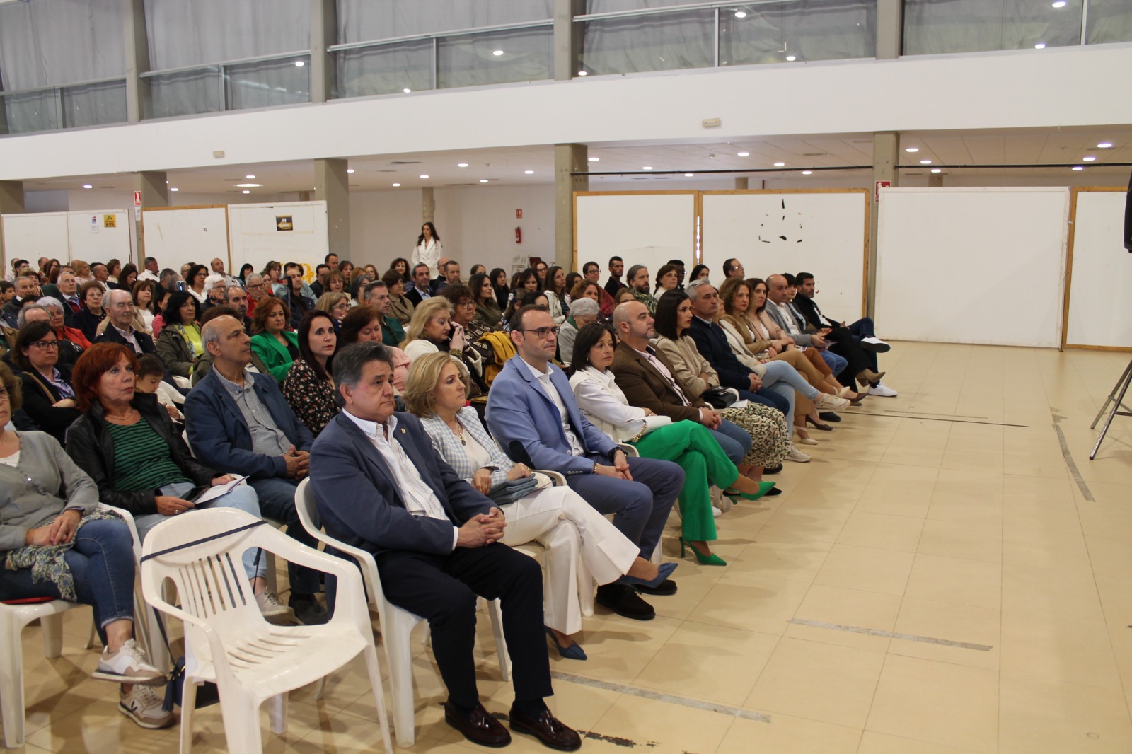 Las autoridades municipales durante el concierto