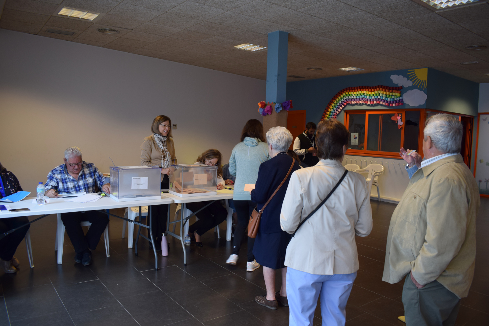 Colegio electoral ubicado en el Punto Joven