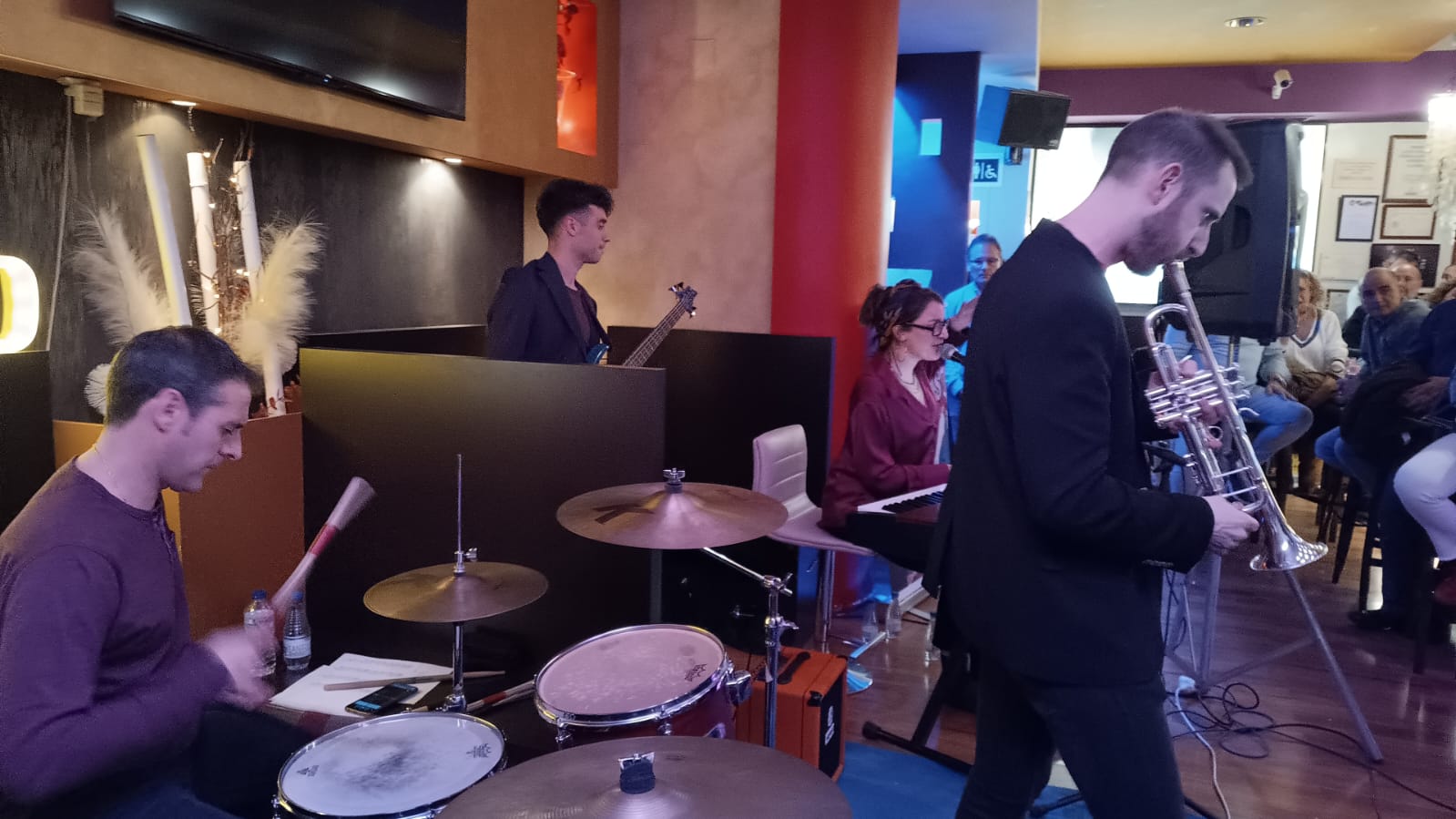 Dos de los ocho finalistas actuarán en la fiesta del Pre Vid.