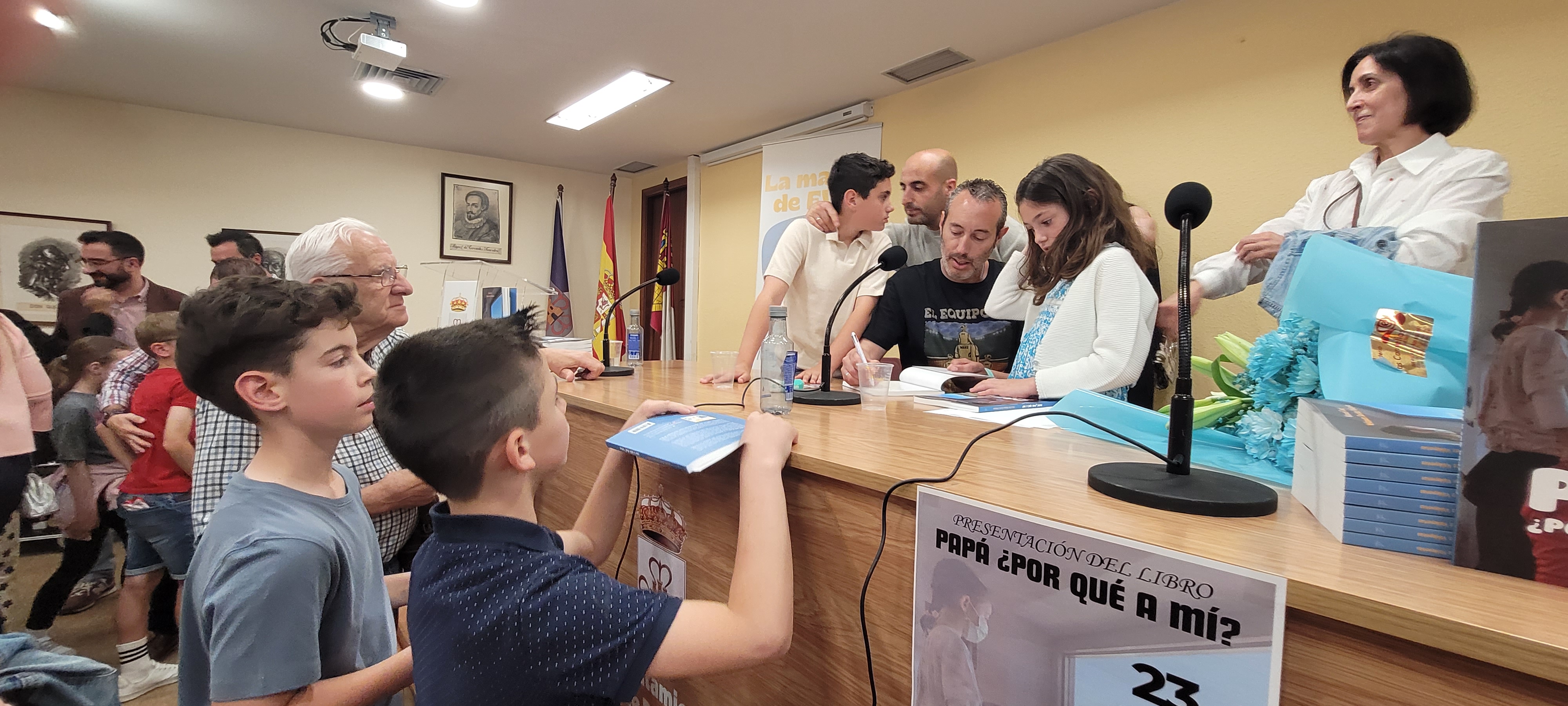Firma de libros.