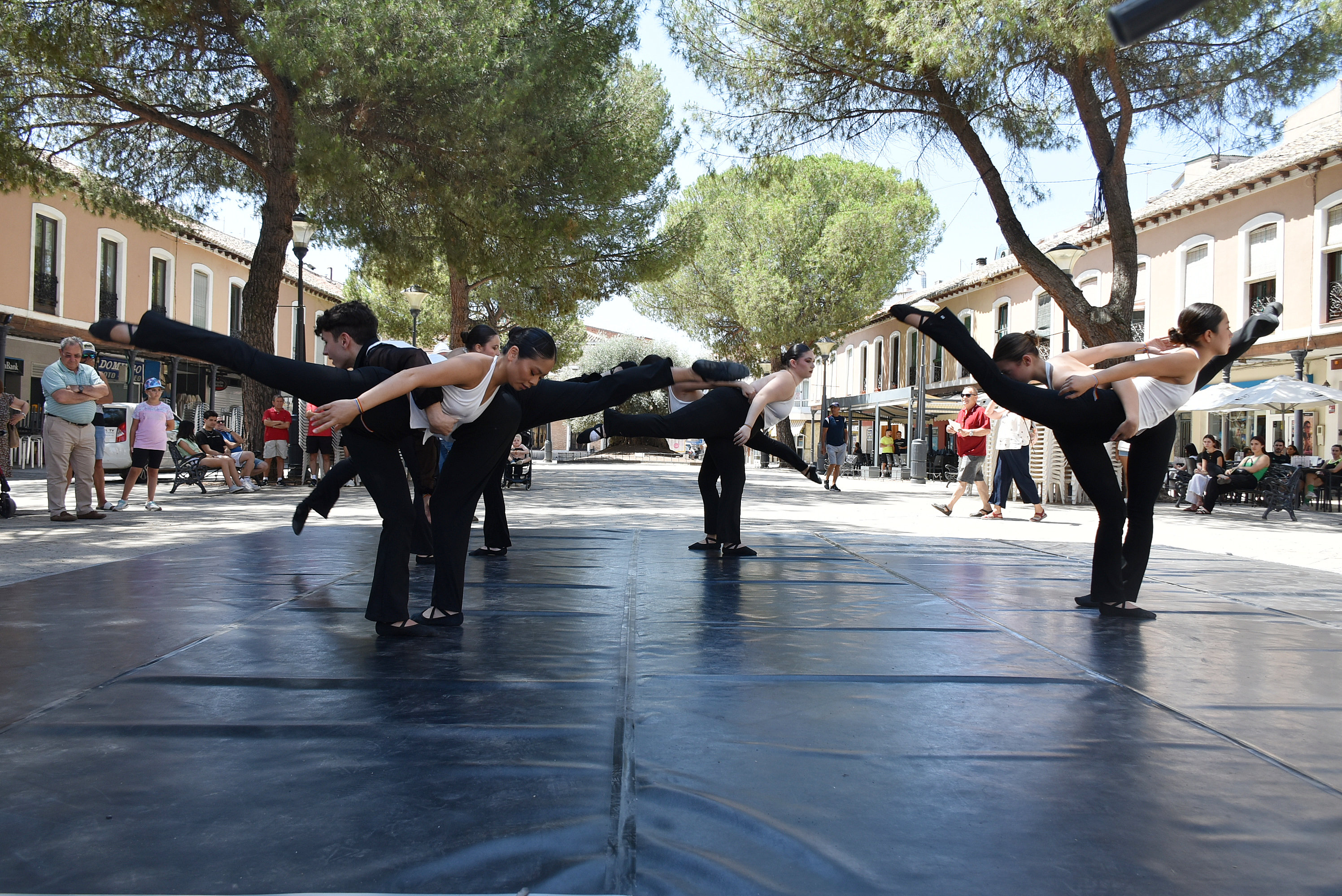 Alumnos de la Escuela Municipal de Danza