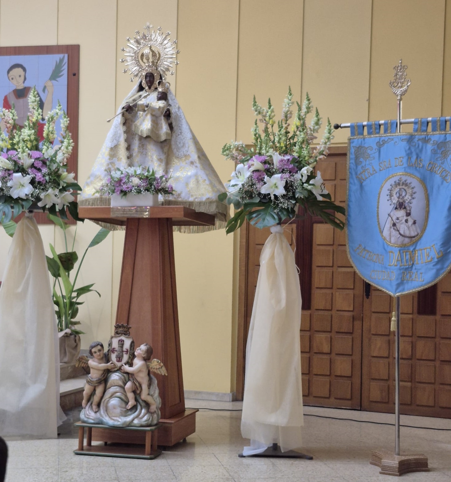 Réplica de la Patrona de Daimiel, Nuestra Señora Virgen de las Cruces.