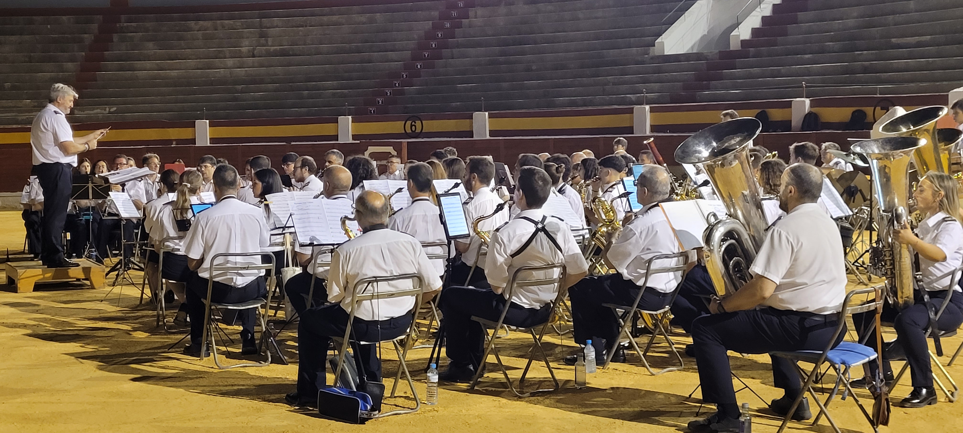 La Banda Municipal de Música en la Plaza de Toros.