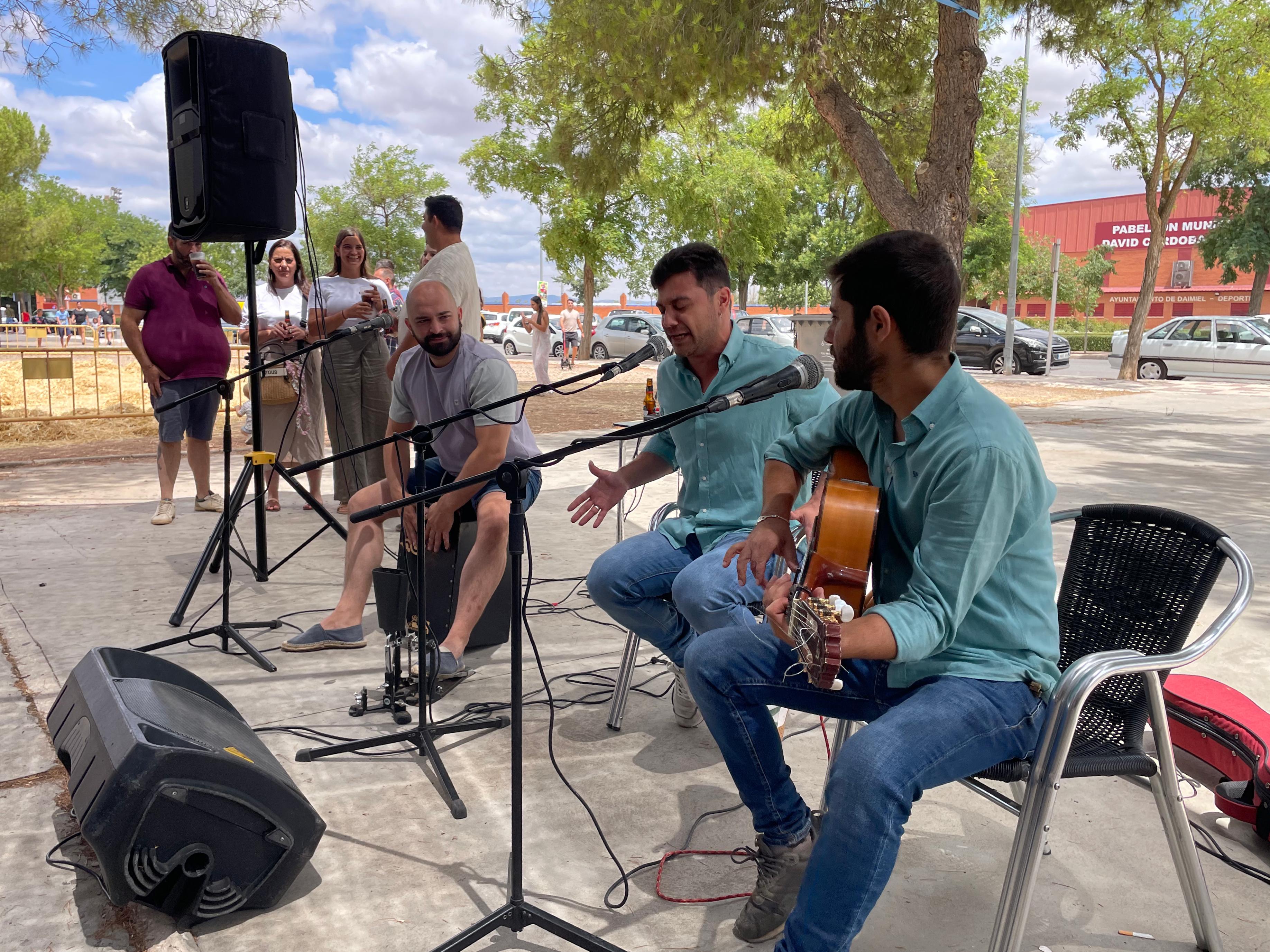 Actuación del grupo musical ‘Despacito y al compás’.