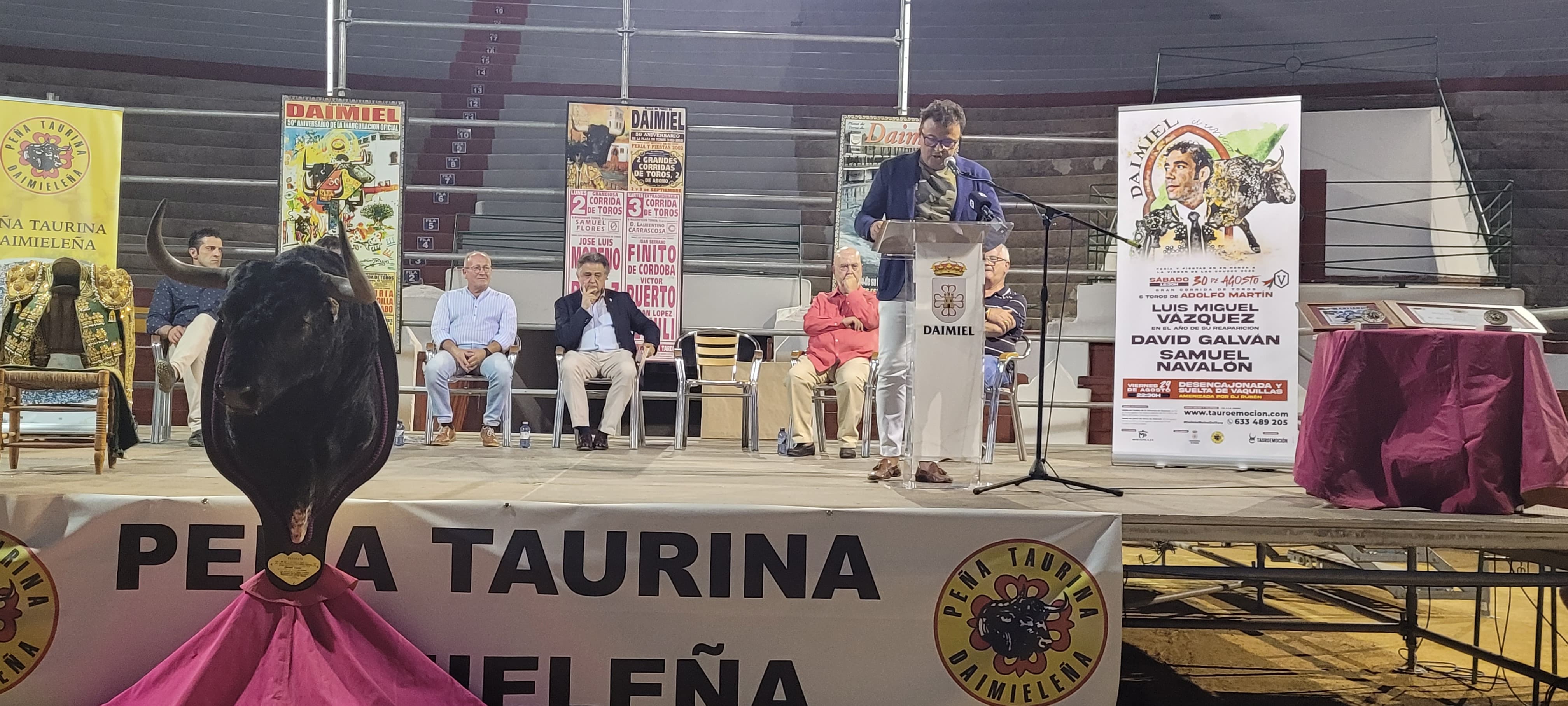 El pregonero durante su intervención.
