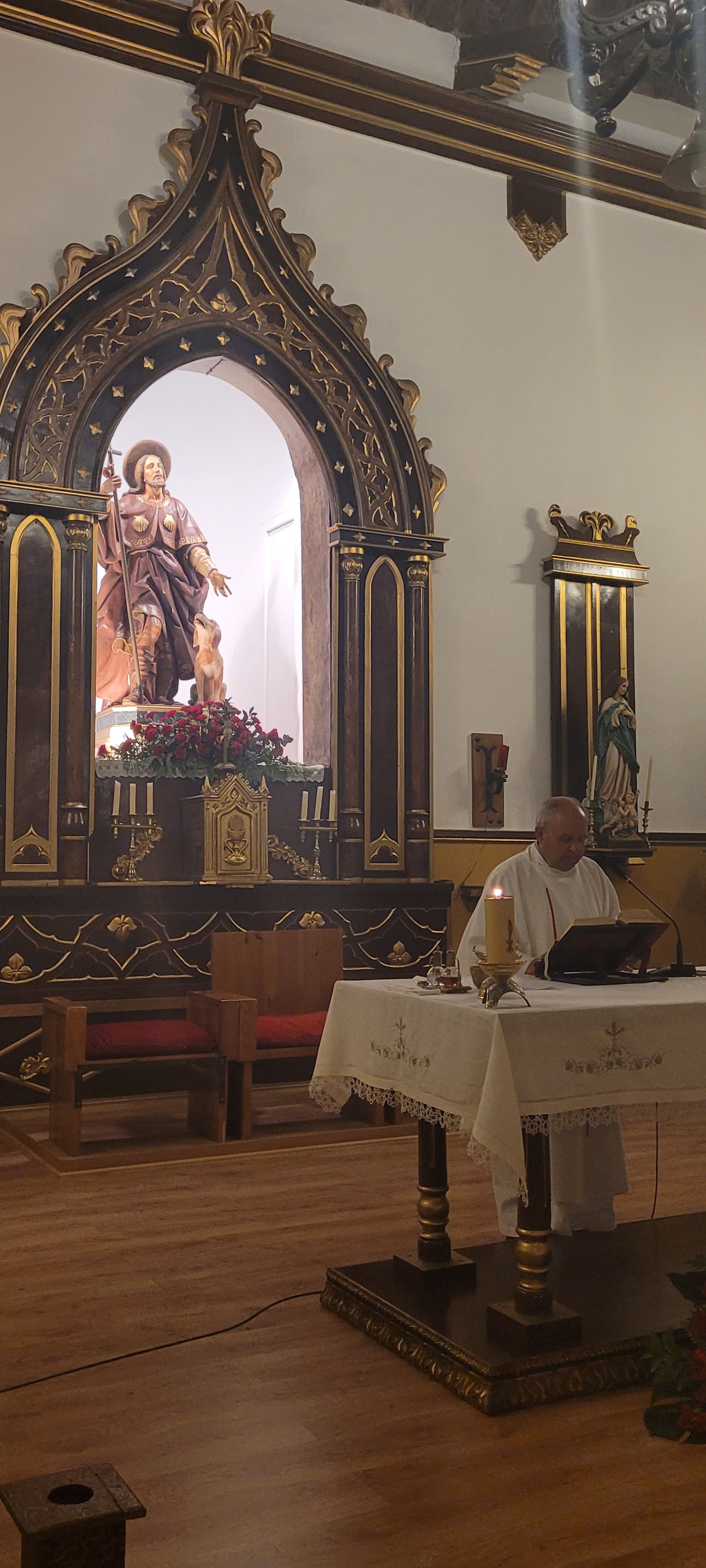 Función religiosa en honor a San Roque.