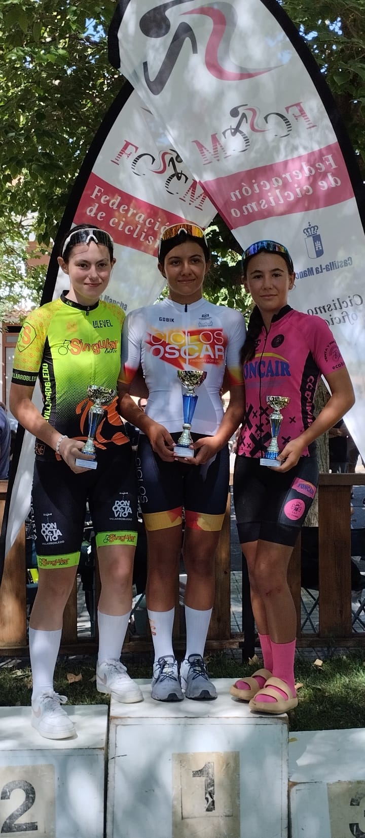 Un momento de la entrega de trofeos.