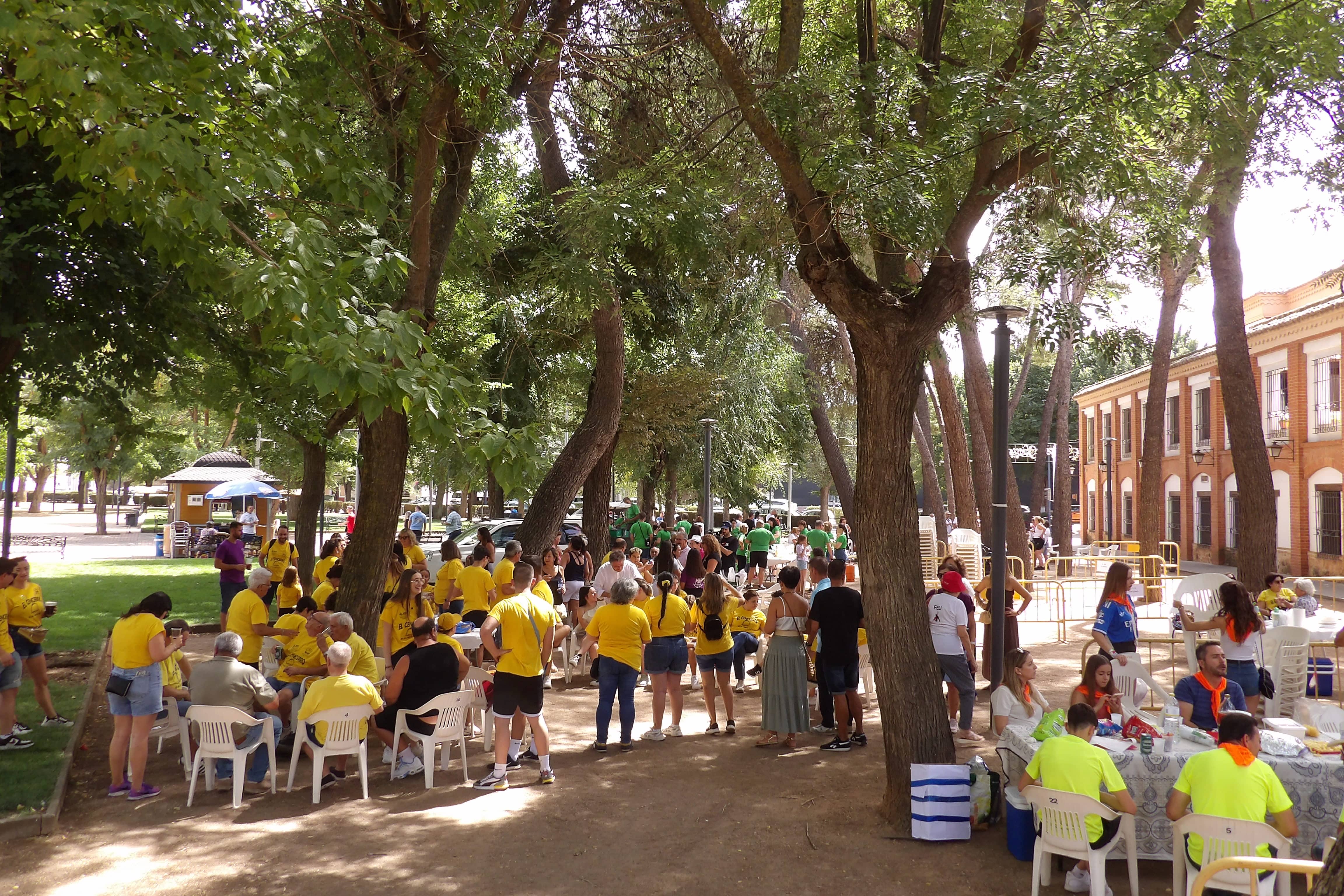 Las peñas en el parque del Carmen.