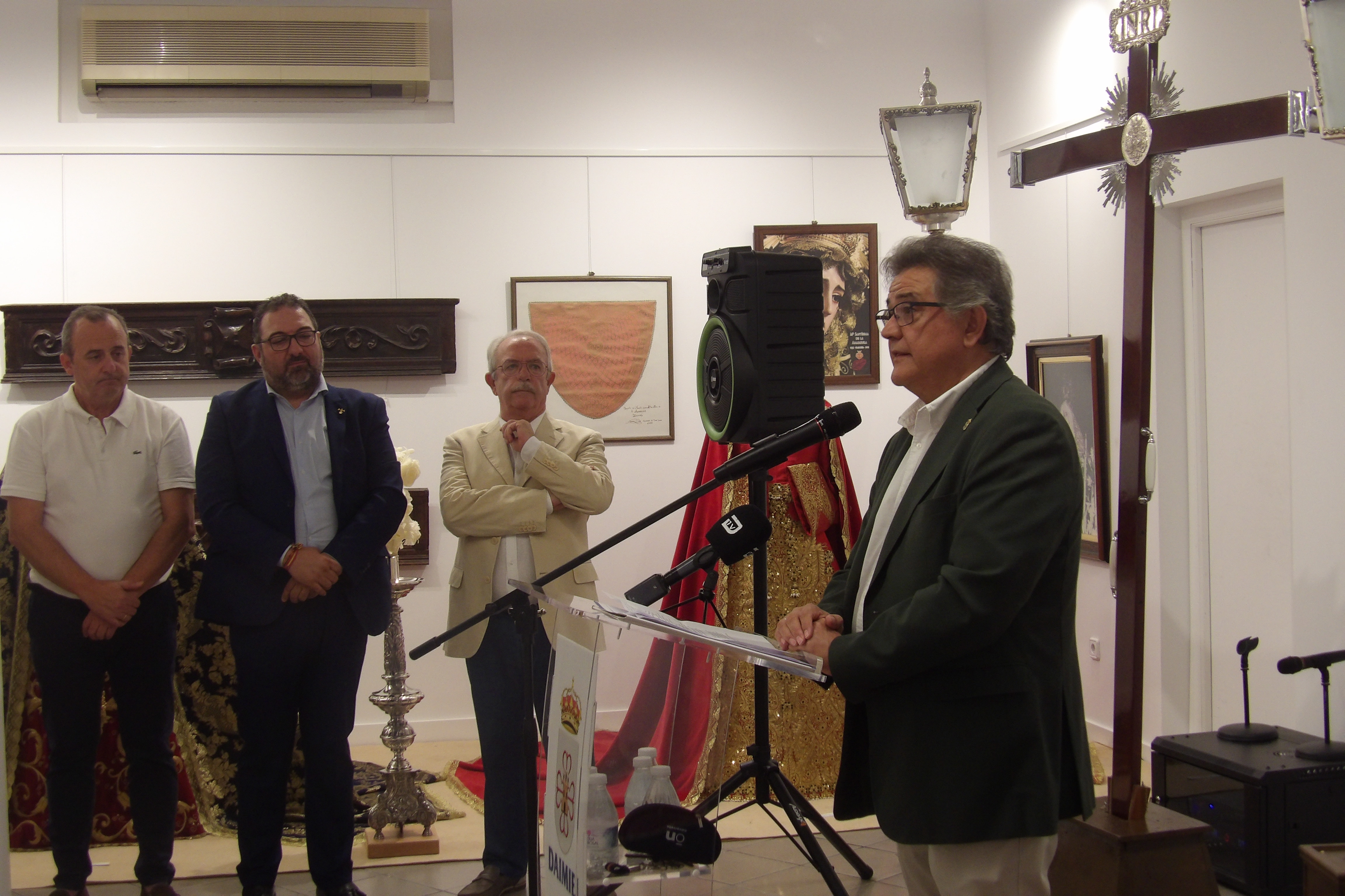 El alcalde en la inauguración.