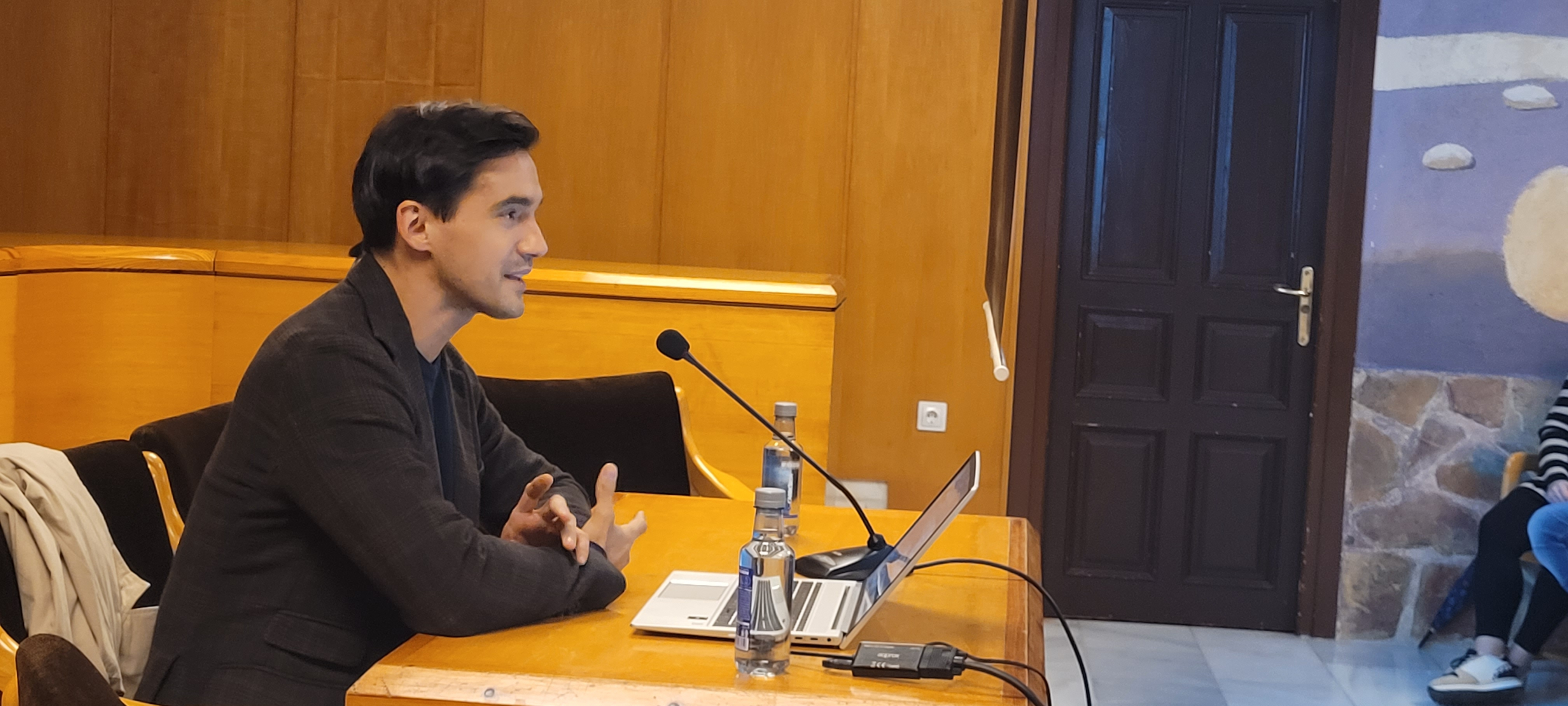 Javier Pérez Campos durante su intervención.