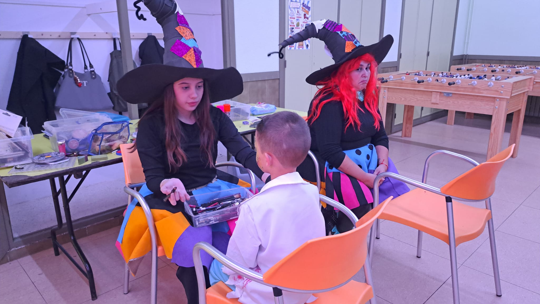 Manualidades de Halloween en el Espacio Joven