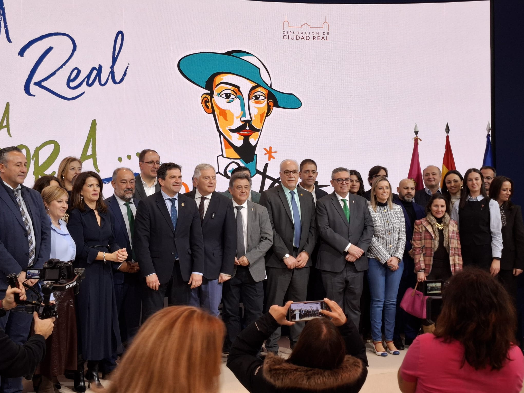 Día de Ciudad Real en el stand de Castilla-La Mancha con el presidente de la Diputación, Miguel Ángel Valverde. 