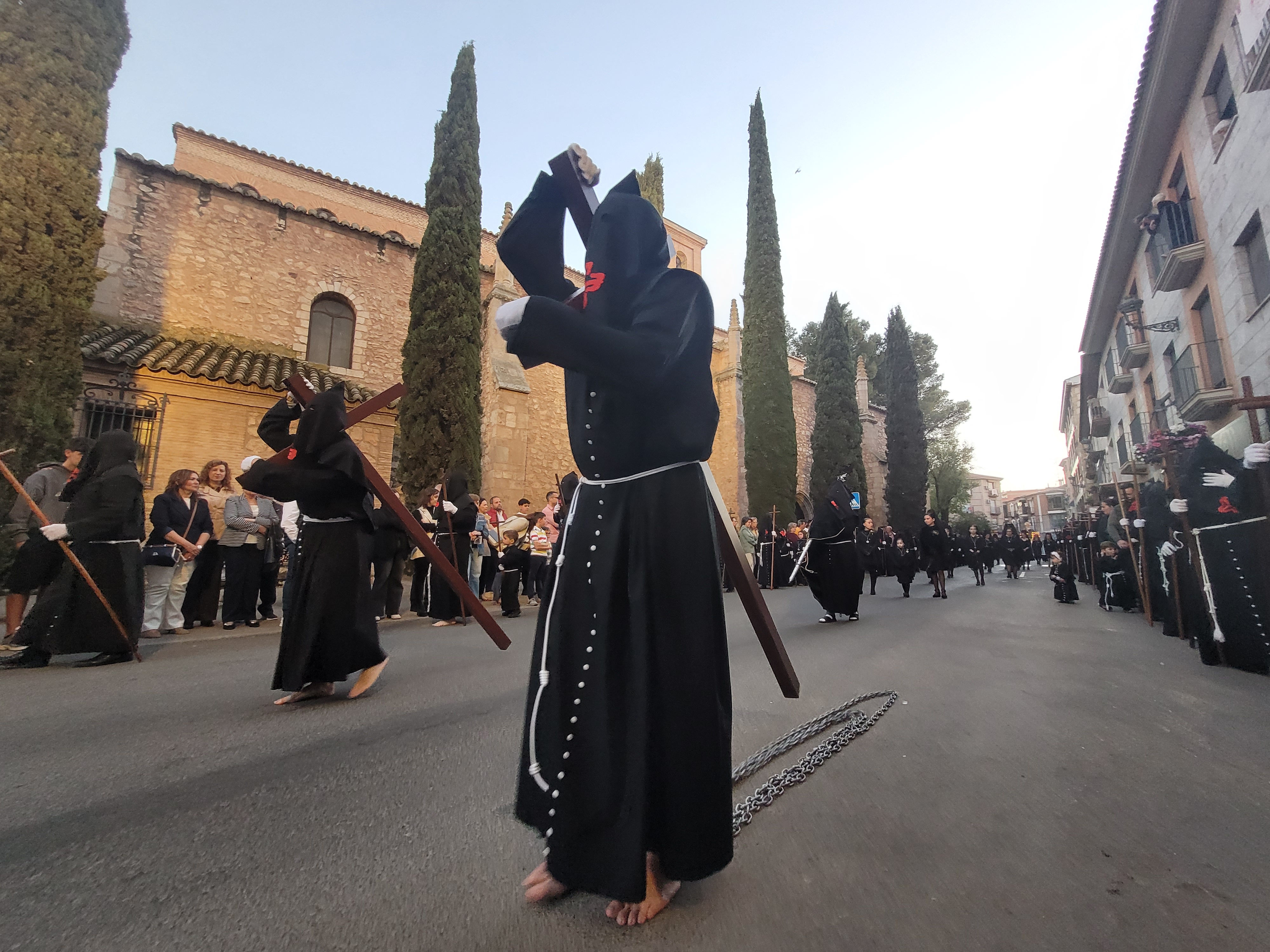 La procesión del Silencio a su paso por Santa María este Sábado Santo.