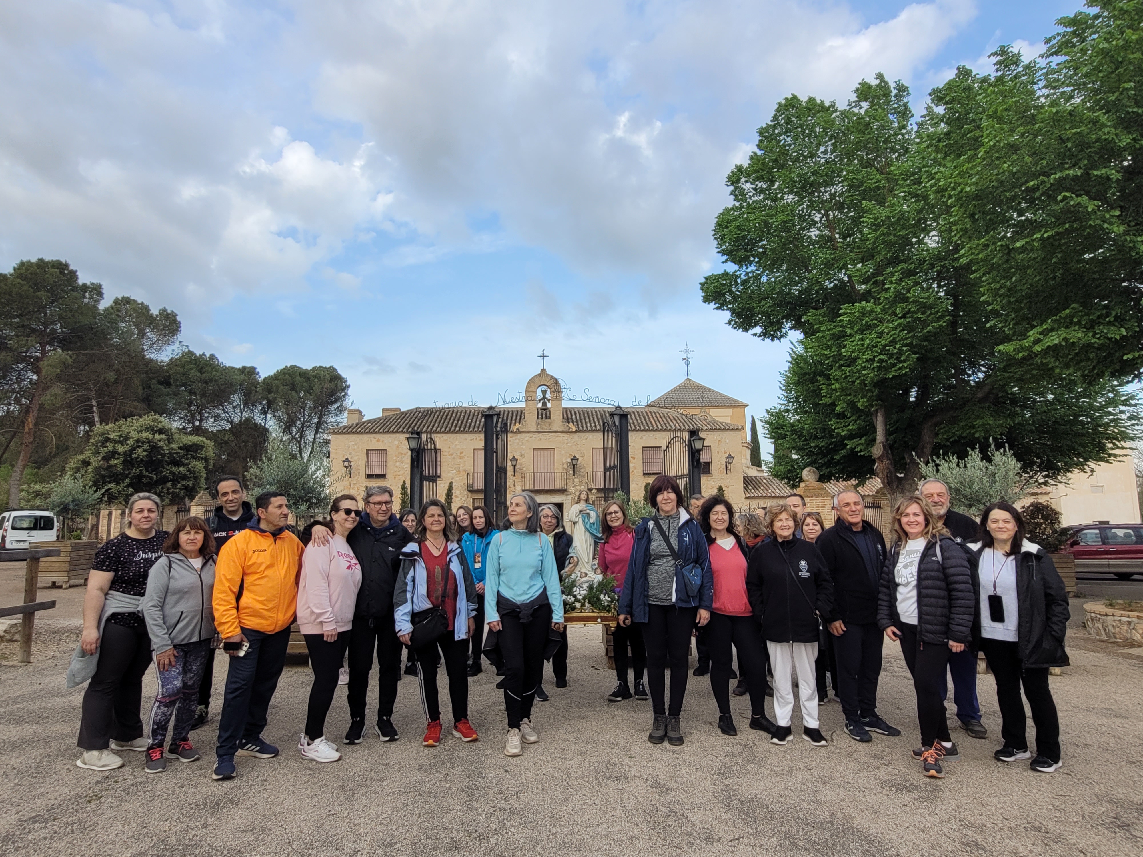 Unas 45 personas participaron en la peregrinación.
