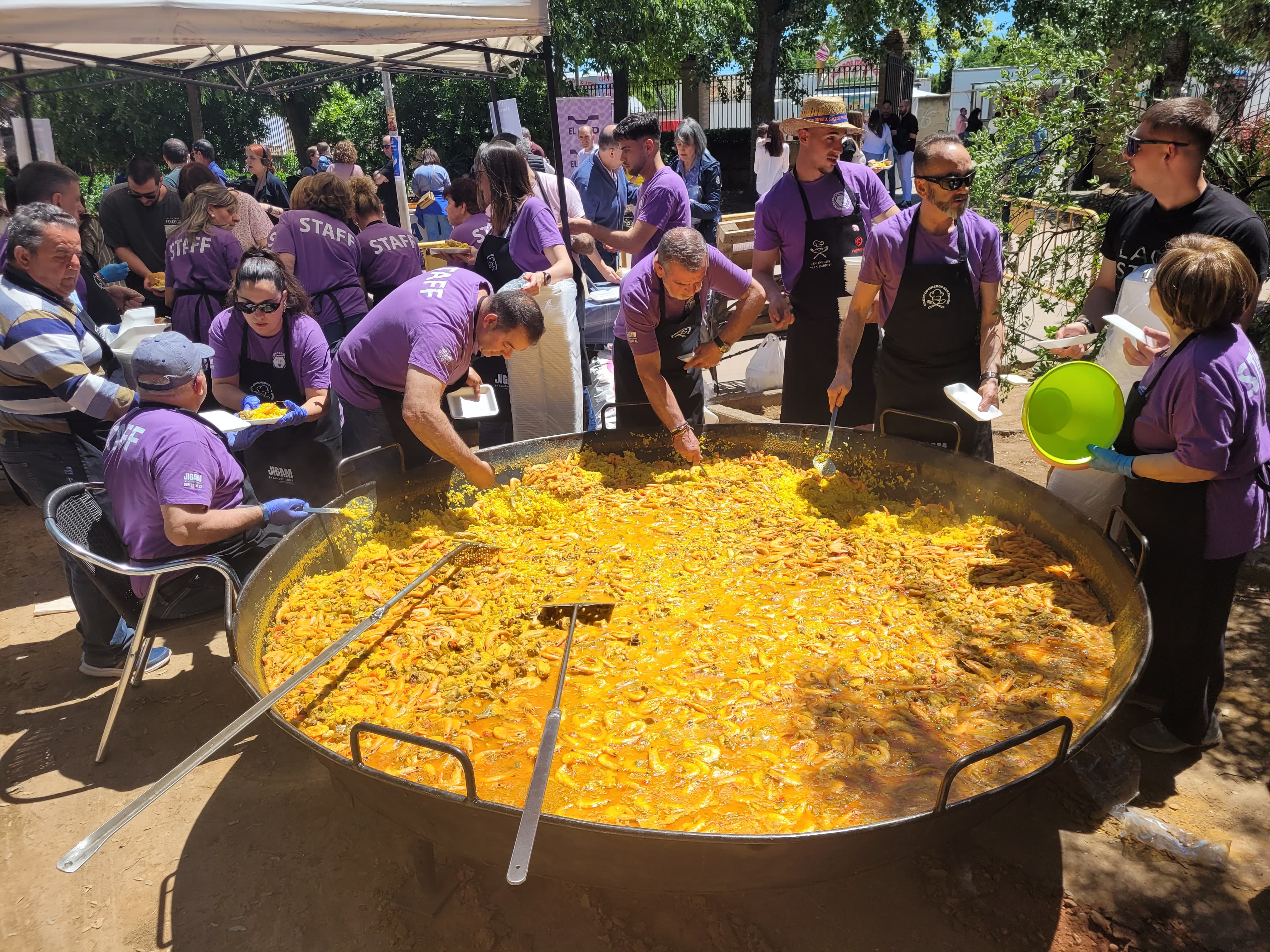 Paella solidaria “Marcelo López”.