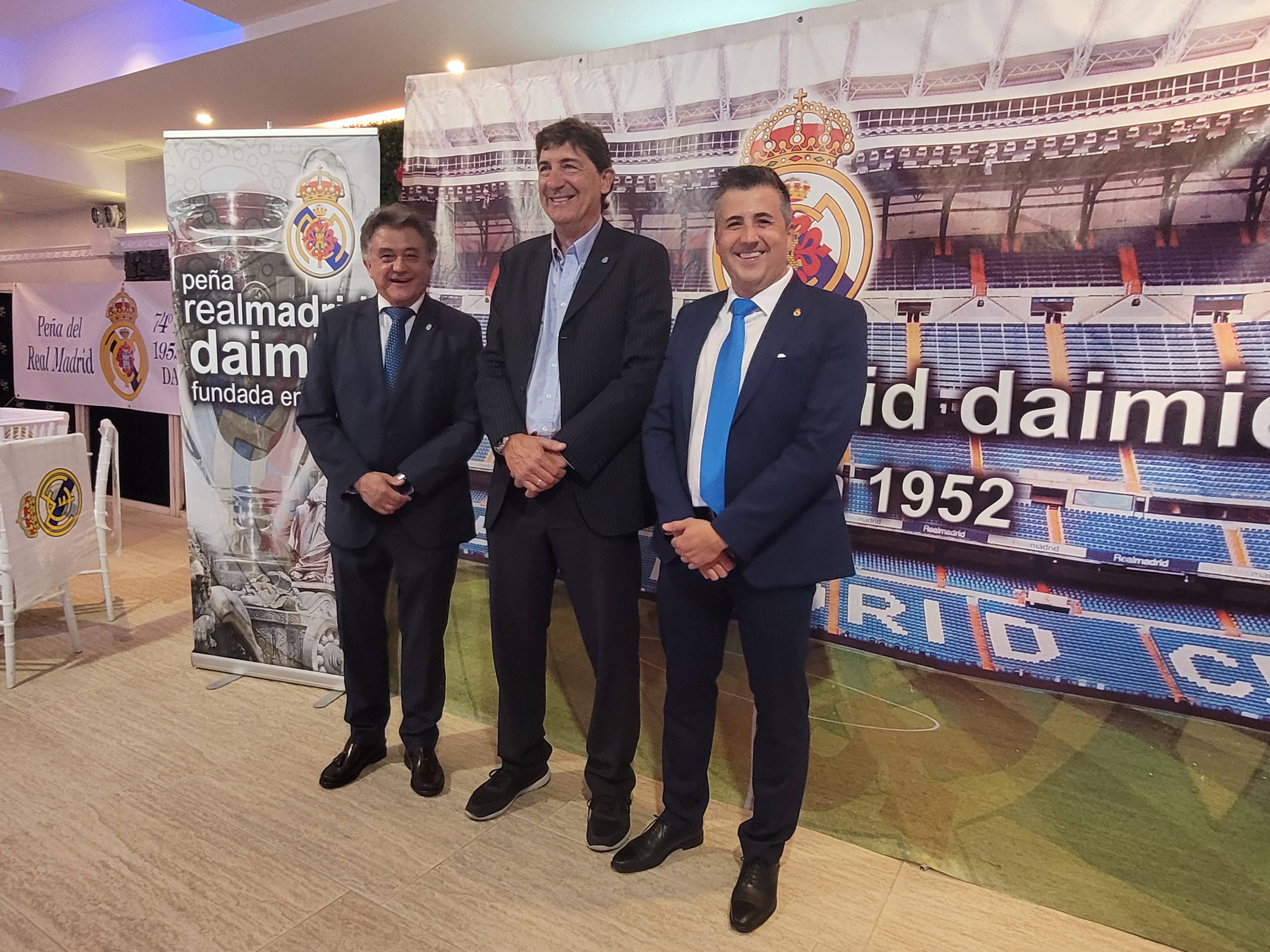 El alcalde, Leopoldo Sierra, junto a Agustín Rodríguez y Manuel Astillero.