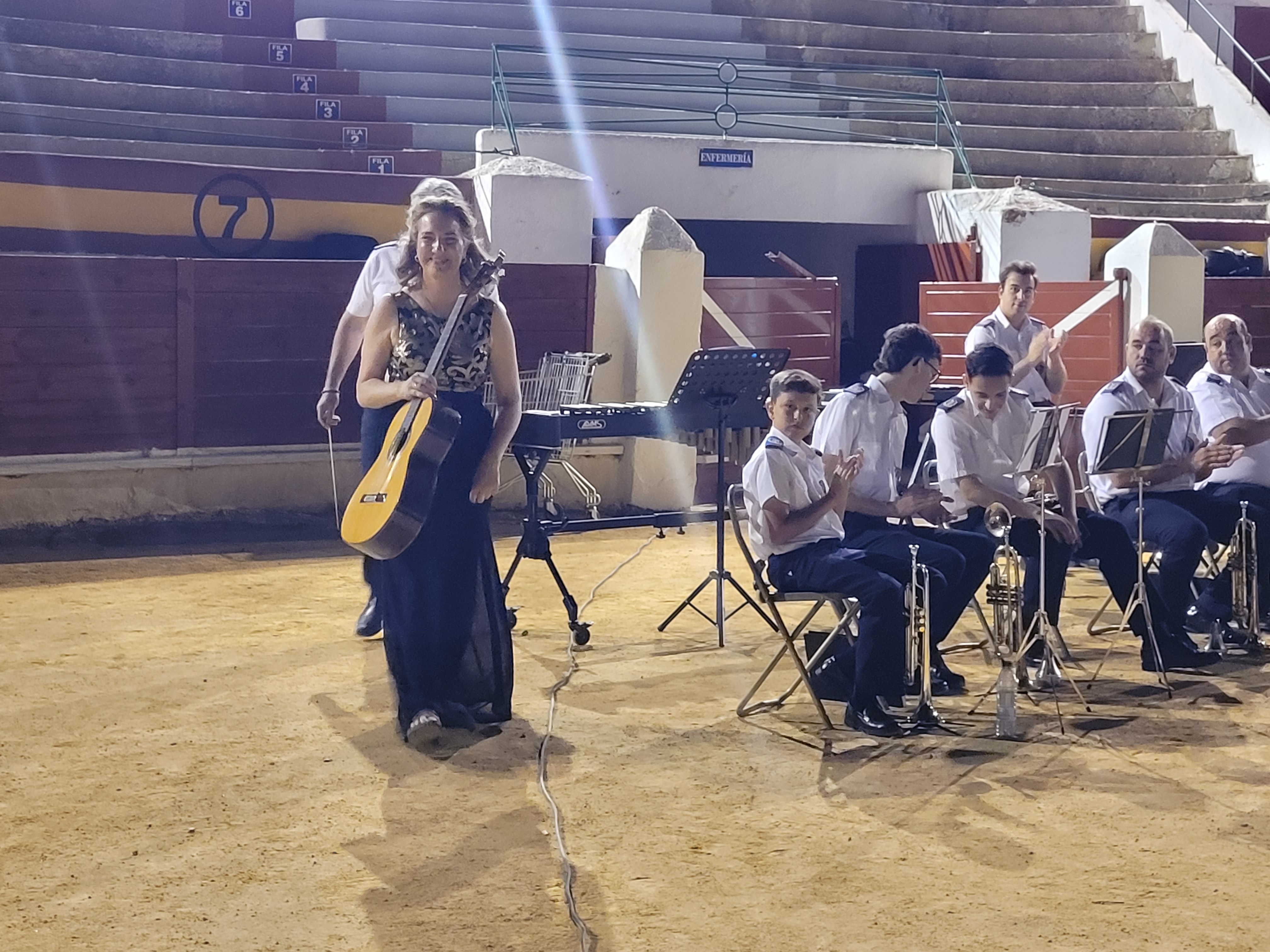 Carmen Becerra a su salida al escenario.