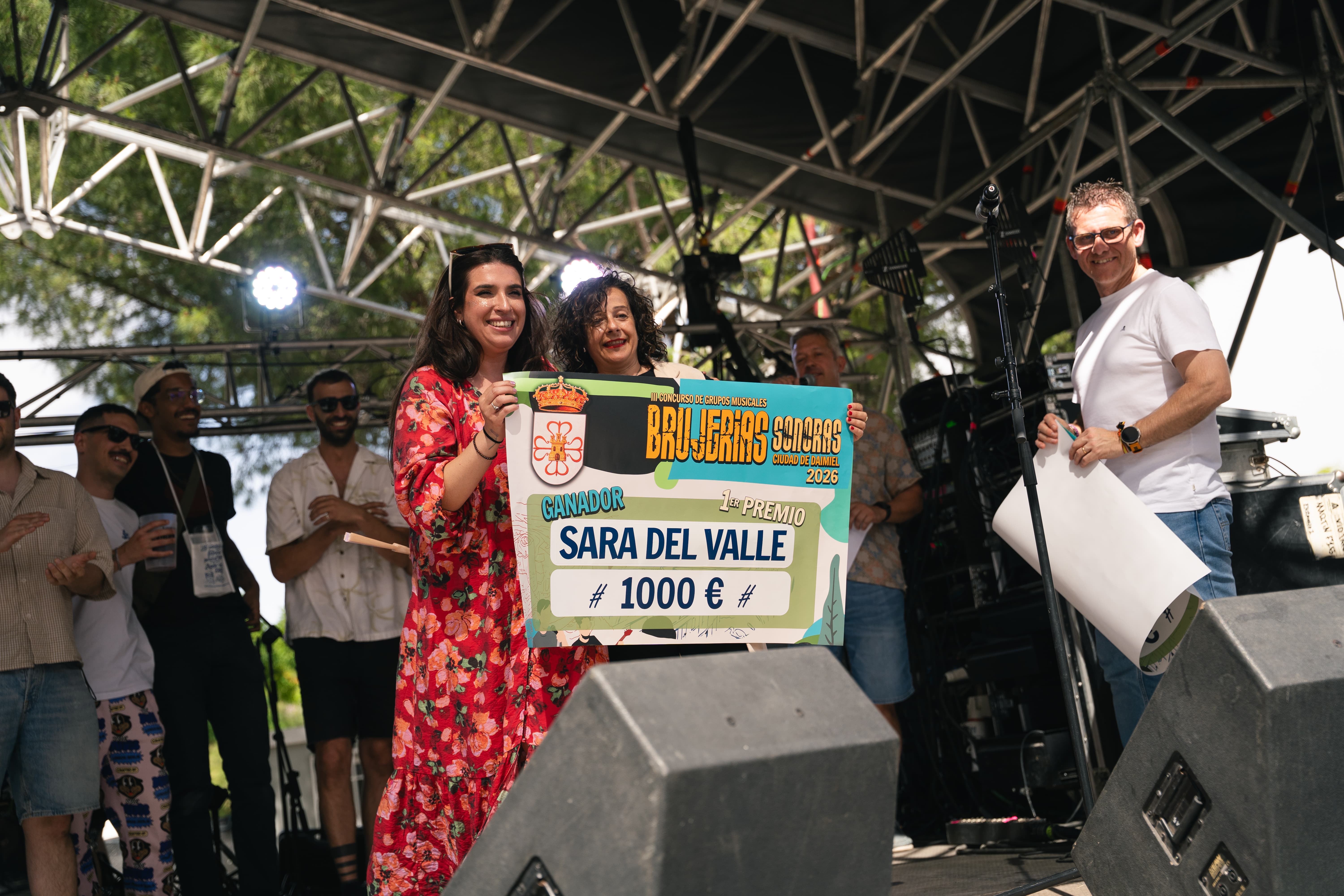 Sara del Valle recibió el primer premio de 'Brujerías Sonoras'.