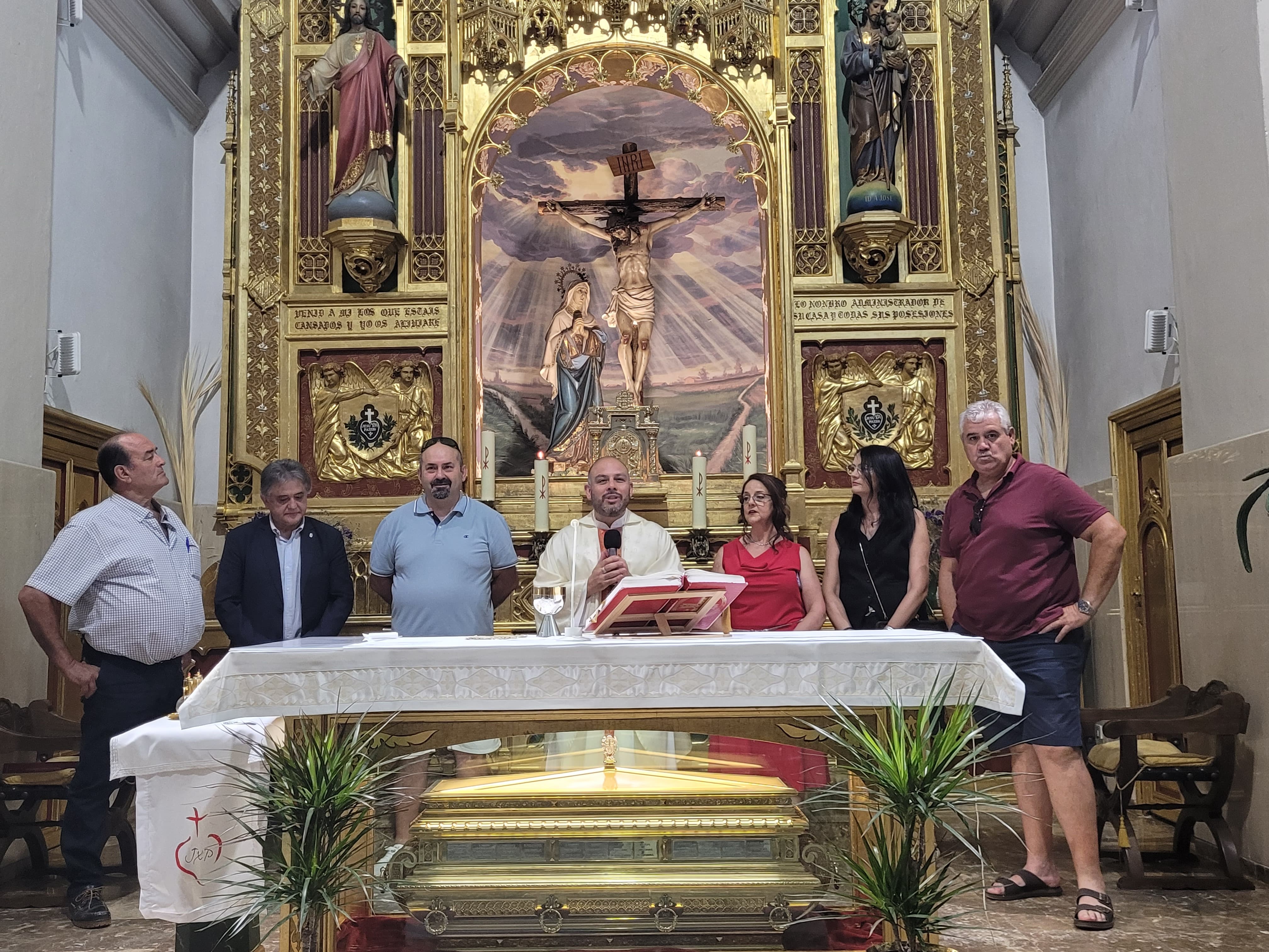 La jornada comenzó con la función religiosa.