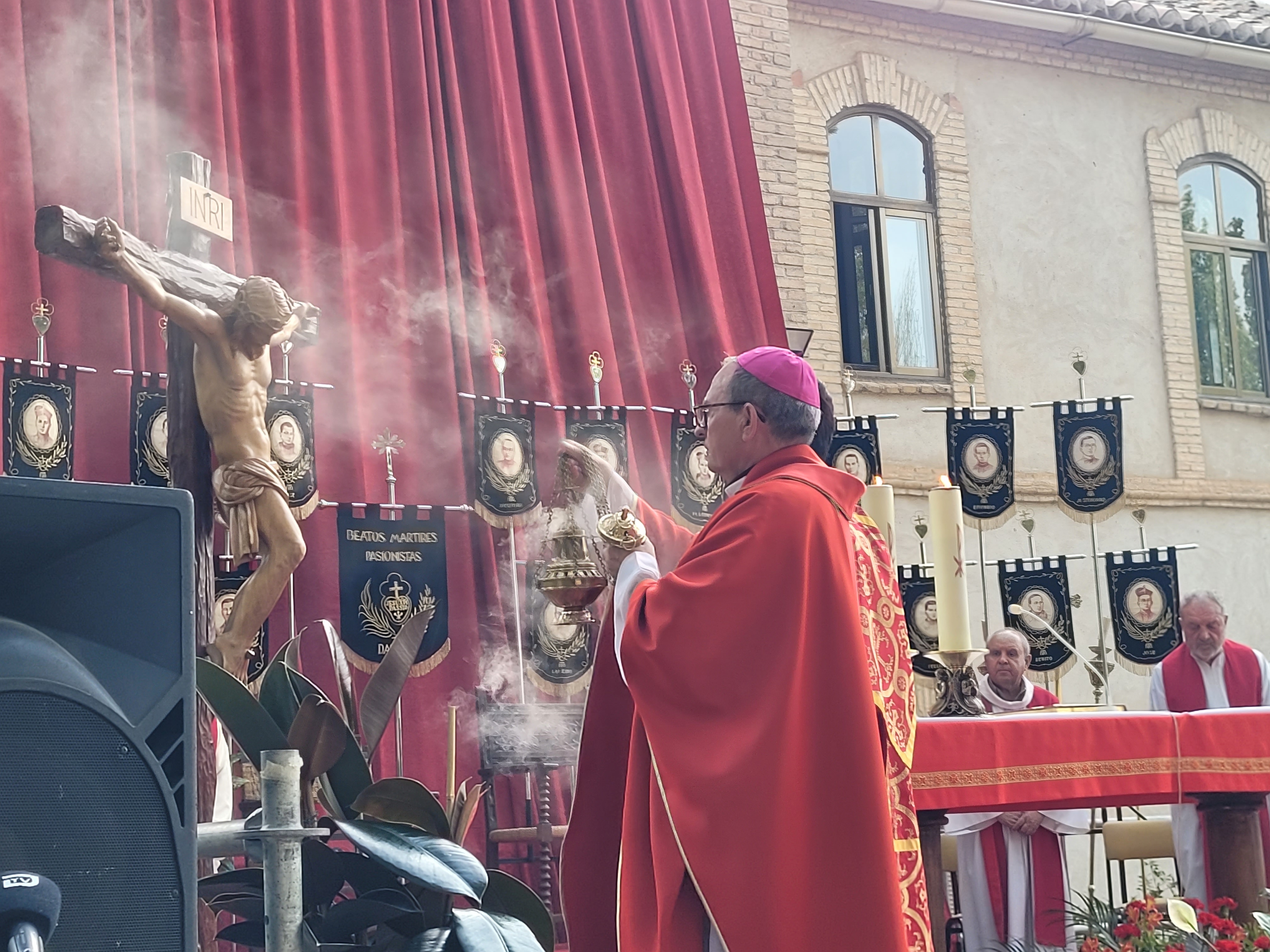 Un momento de la función religiosa celebrada este sábado.
