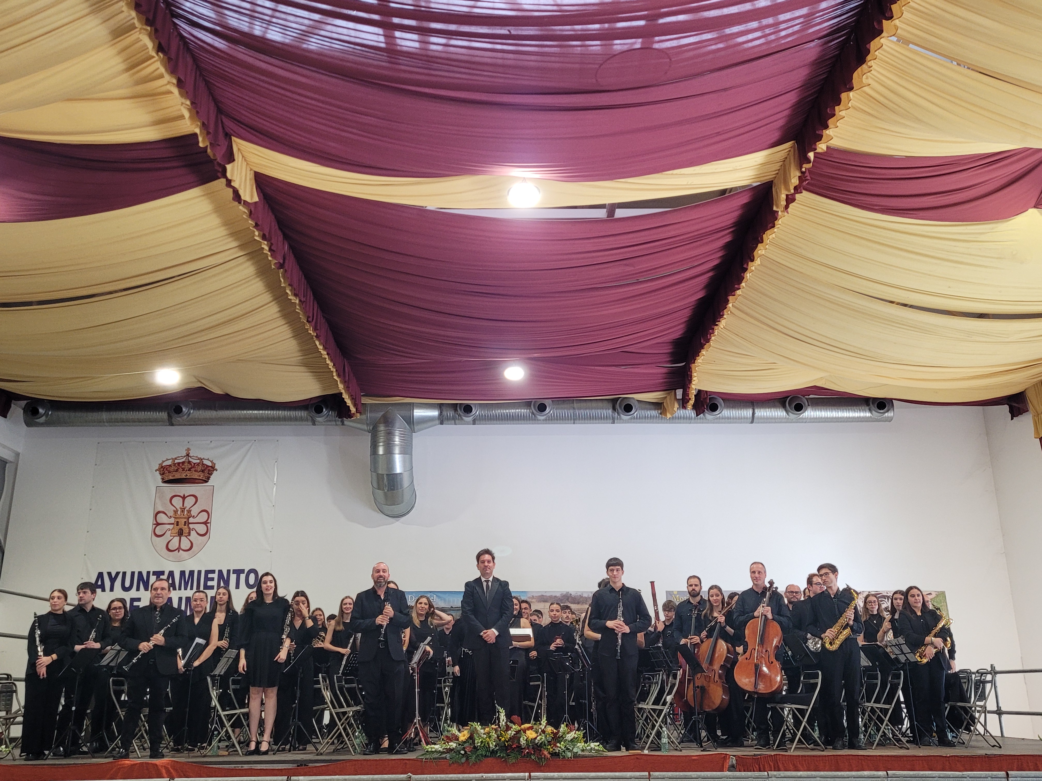 La Banda Sinfónica Ateneo en el Pabellón Ferial de Daimiel.