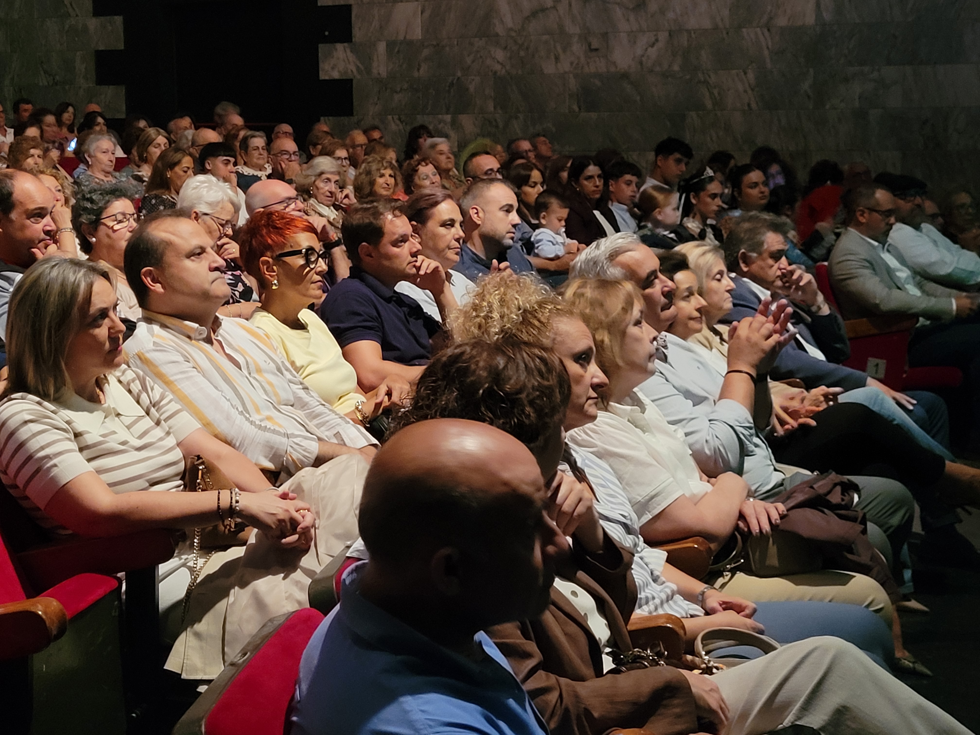 El alcalde y miembros de la Corporación Municipal asistieron al evento.