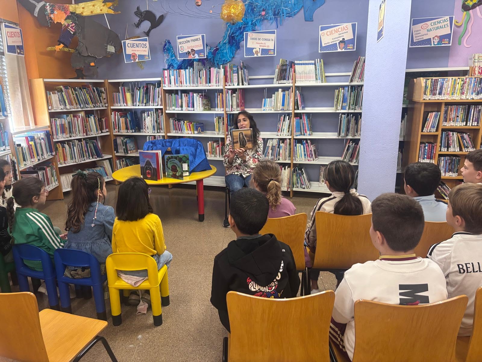 Municipal library promotes week of reading and storytelling
