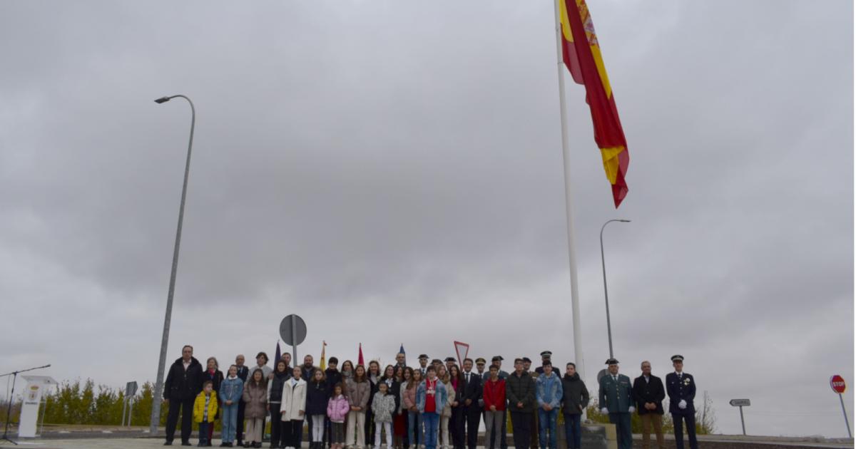 Daimiel celebra el 44º aniversario de la Constitución con el izado de ...