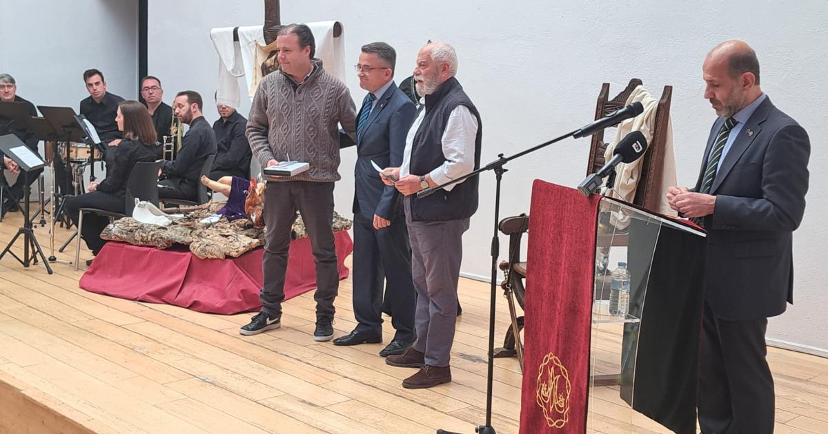 La Cofradía de María Desolada de Daimiel reconoce a sus fundadores en ...