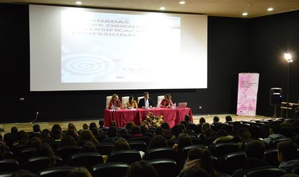 Jornadas sobre Orientación y Diversificación Profesional en el Pabellón Ferial