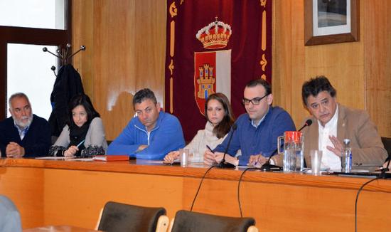 El alcalde cerró el turno de intervenciones El alcalde cerró el turno de intervenciones