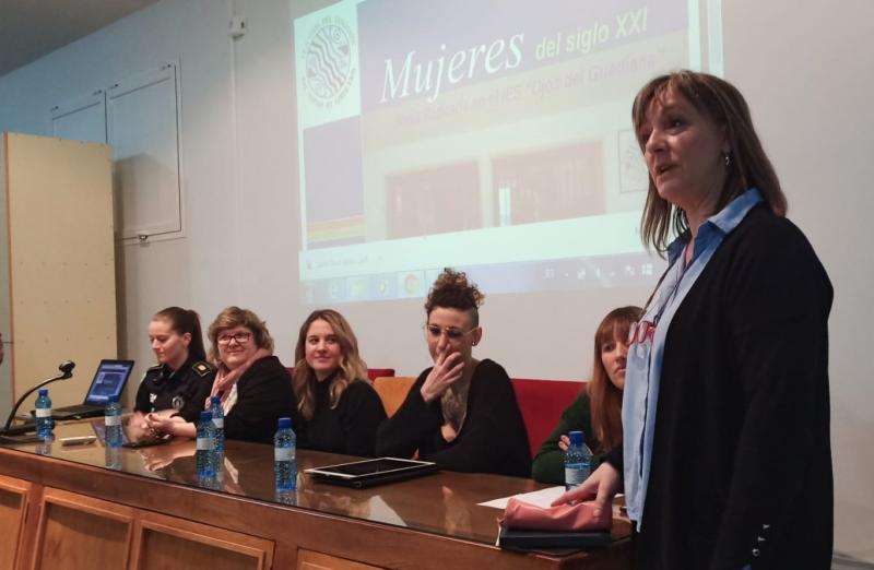 Mesa redonda sobre igualdad