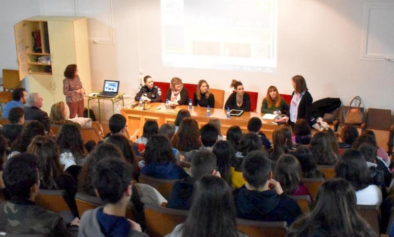 Charla IES Ojos del Guadiana sobre Igualdad