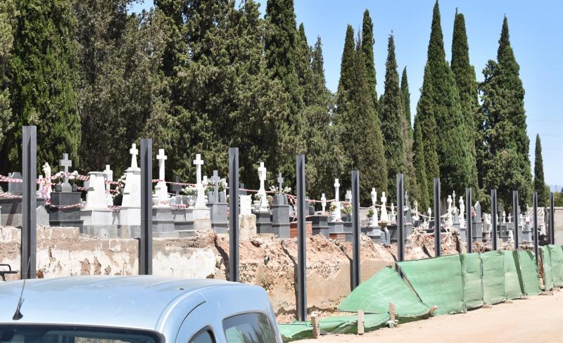 Obras en el cementerio 