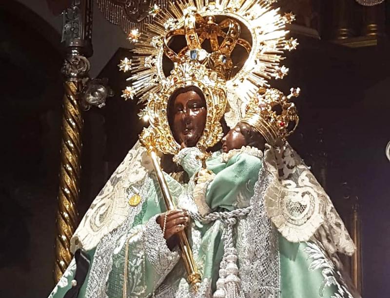 Imagen de la Virgen de las Cruces