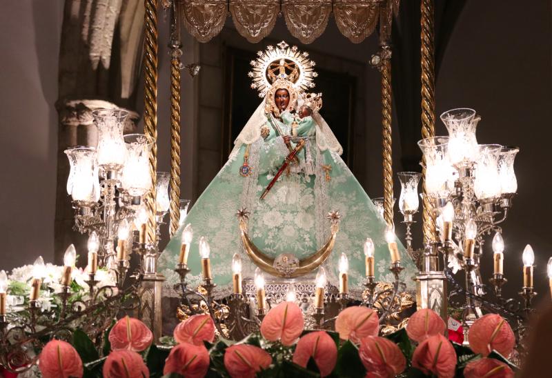 VIRGEN DE LAS CRUCES