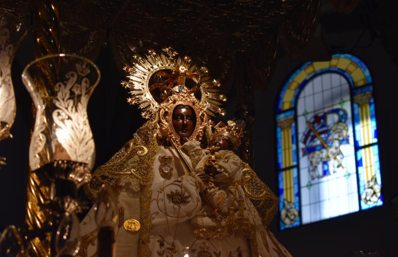 VIRGEN DE LAS CRUCES