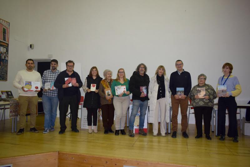 Protagonistas de la firma de autores locales