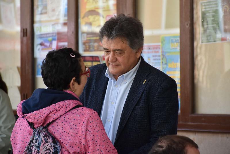 Sierra en la actividad desarrollada en la plaza