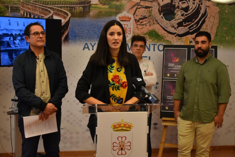 Rodríguez de Guzmán en la rueda de prensa 