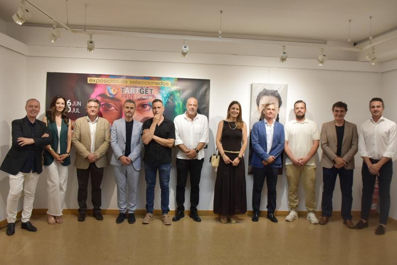 Autoridades, organizadores y patrocinadores en la presentación