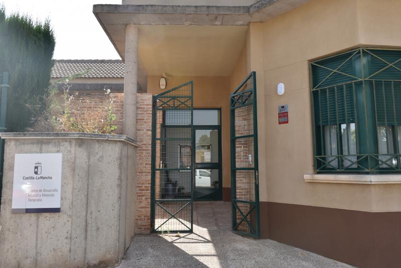 Centro de Desarrollo e Infantil y Atención Temprana. Entrada