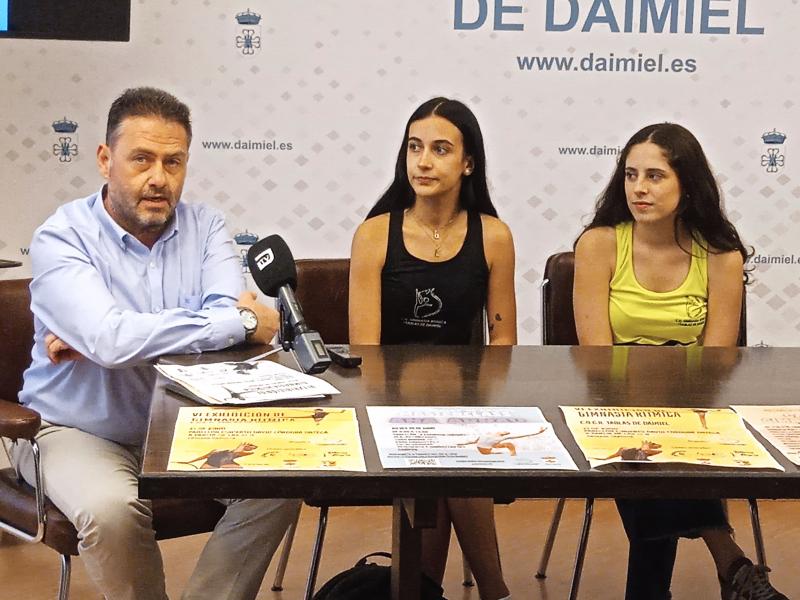 Helena Notario, Cristina Flox y Román Ortega