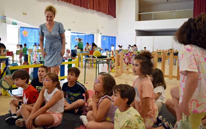 La concejala Cruces Sánchez de Pablo en su visita durante la primera jornada del programa