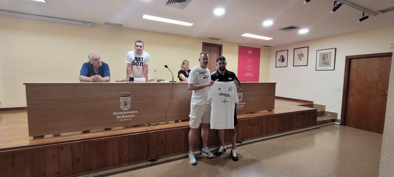 Óscar Pinilla y Mauro Loza.