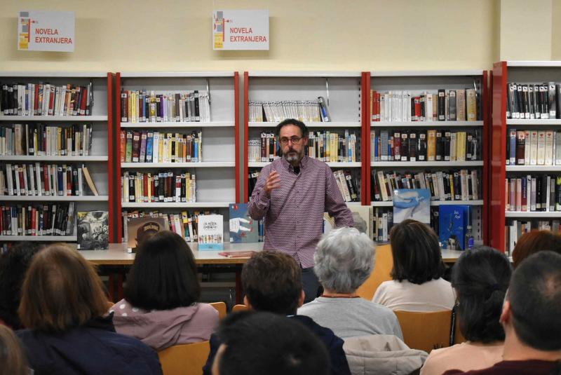 Pablo Albo. Cuentacuentos para adultos