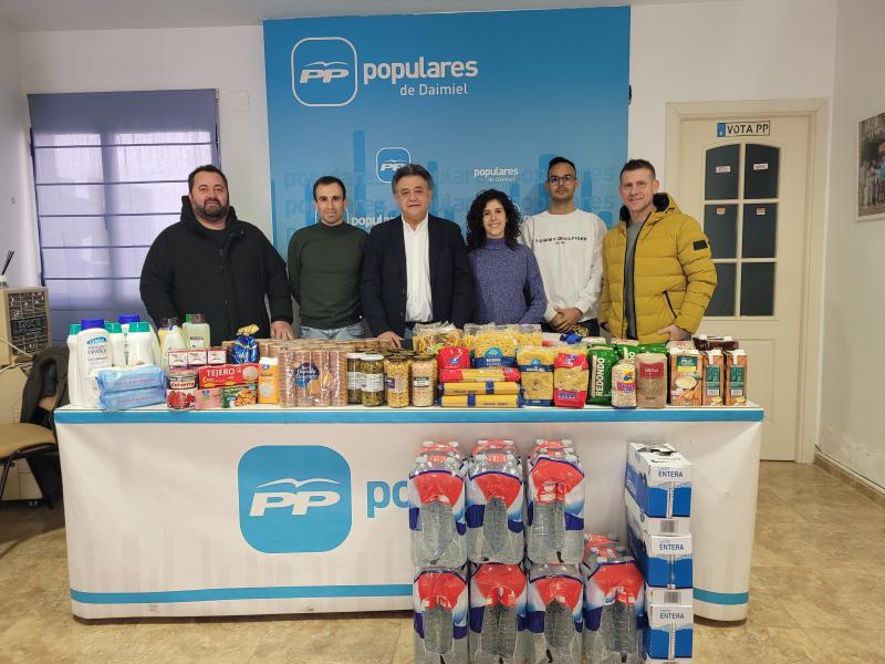 Campaña de recogida de alimentos NNGG.