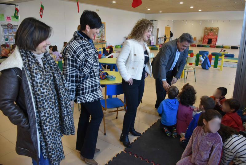 Visita del alcalde al aula de conciliación
