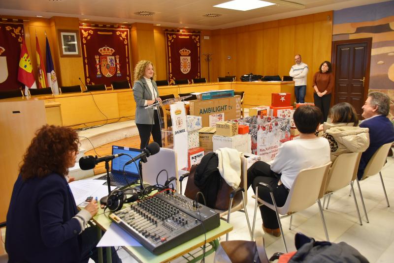 Radio Daimiel retransmitiendo en directo el sorteo